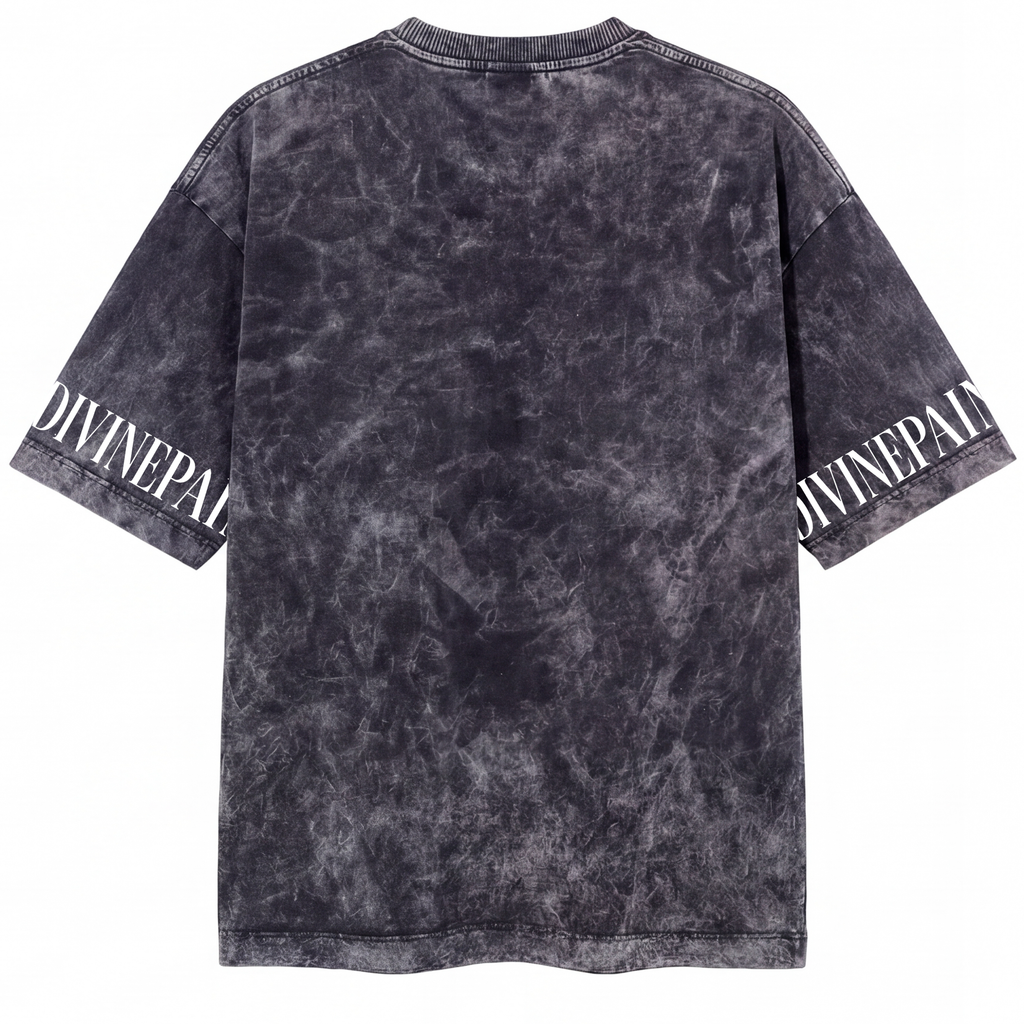 CAMISETA ACIDWASH GRIS "Divine Kiss"